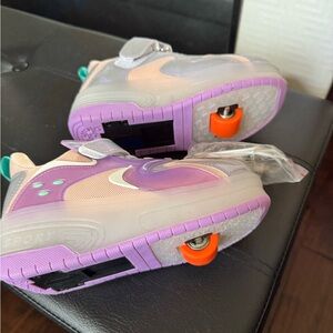 Kids' Roller Sneakers with Purple and Orange Highlights
